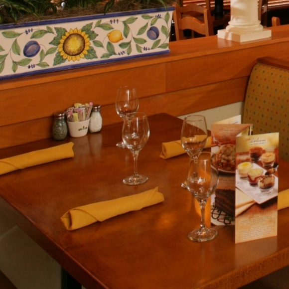 Olive Garden Dishware Creamers Set of 2 Vintage OG - Picture 3 of 3